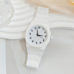 আধুনিক ডিজাইনের wrist watch - Image 3